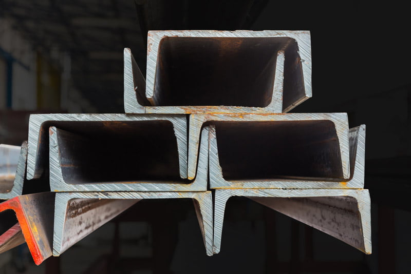 don-vi-cung-cap-thep-chu-u