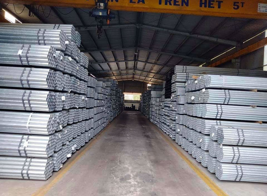 ban-sat-thep-gia-si-binh-tan