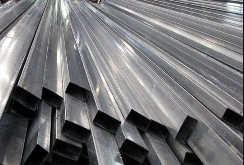 cua-hang-ban-sat-thep-tai-binh-tan